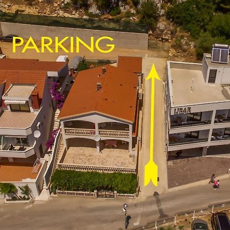Libar Studio Apartments Baska Voda Luaran gambar