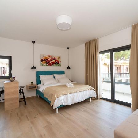Libar Studio Apartments Baska Voda Luaran gambar