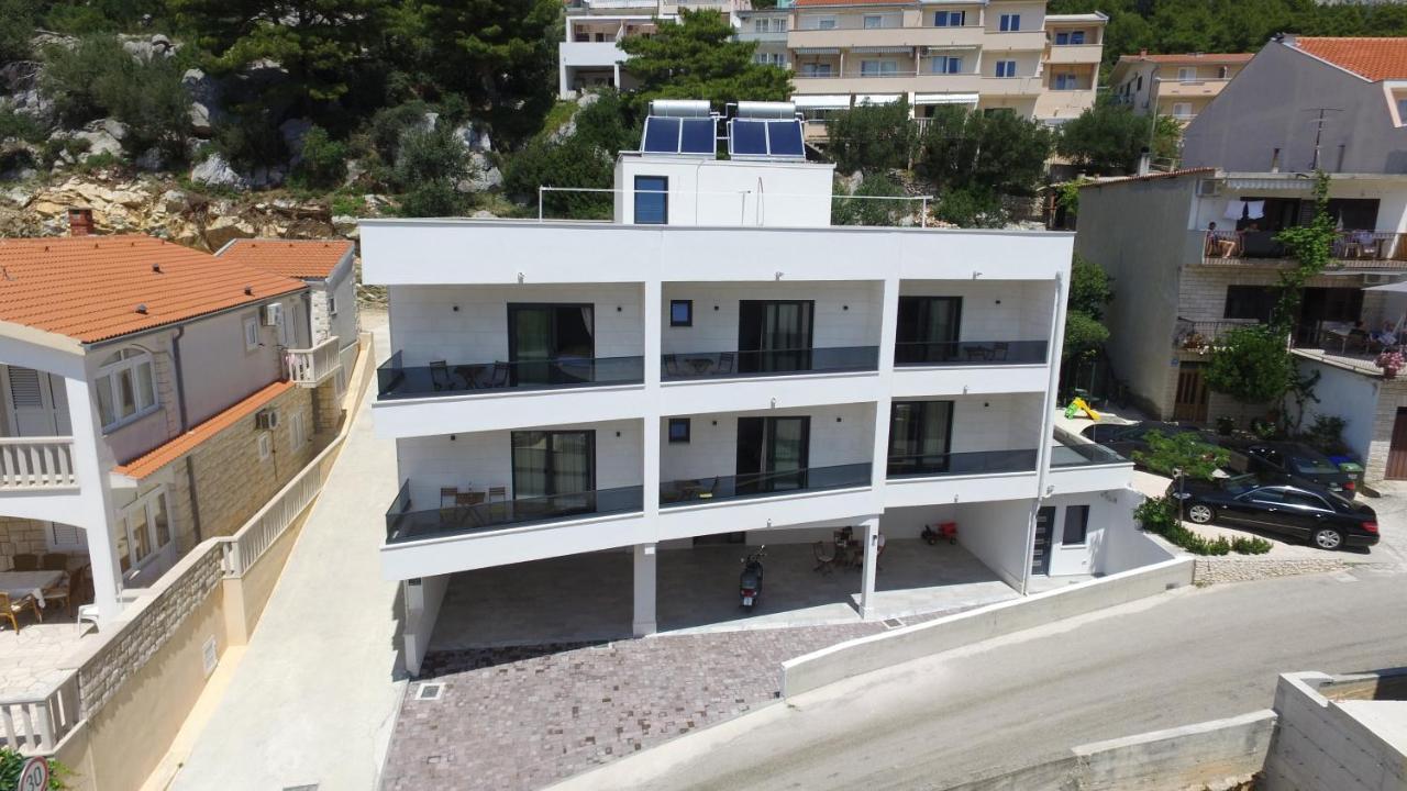 Libar Studio Apartments Baska Voda Luaran gambar