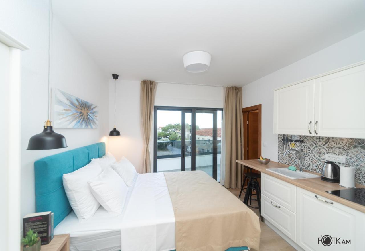 Libar Studio Apartments Baska Voda Luaran gambar