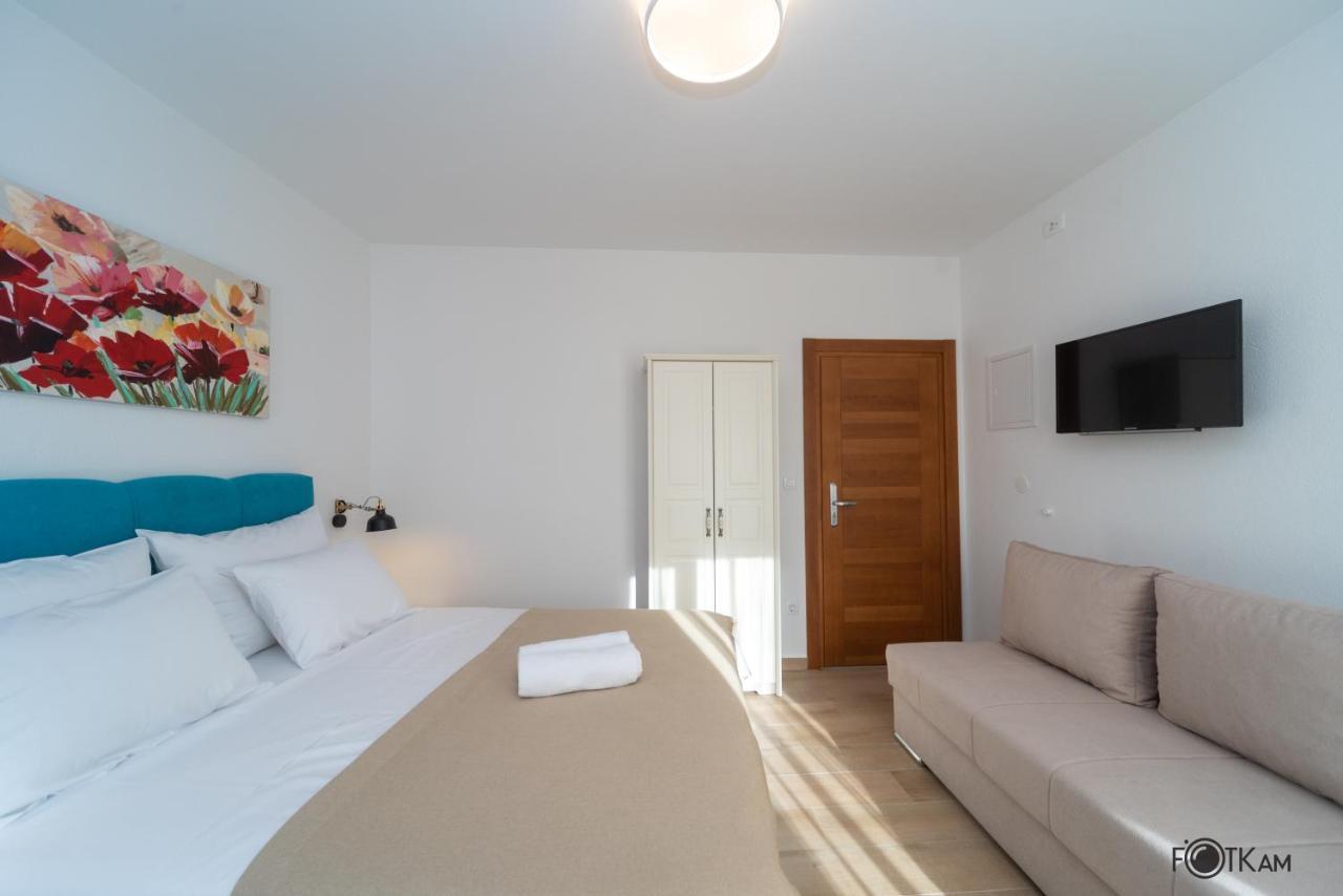 Libar Studio Apartments Baska Voda Luaran gambar